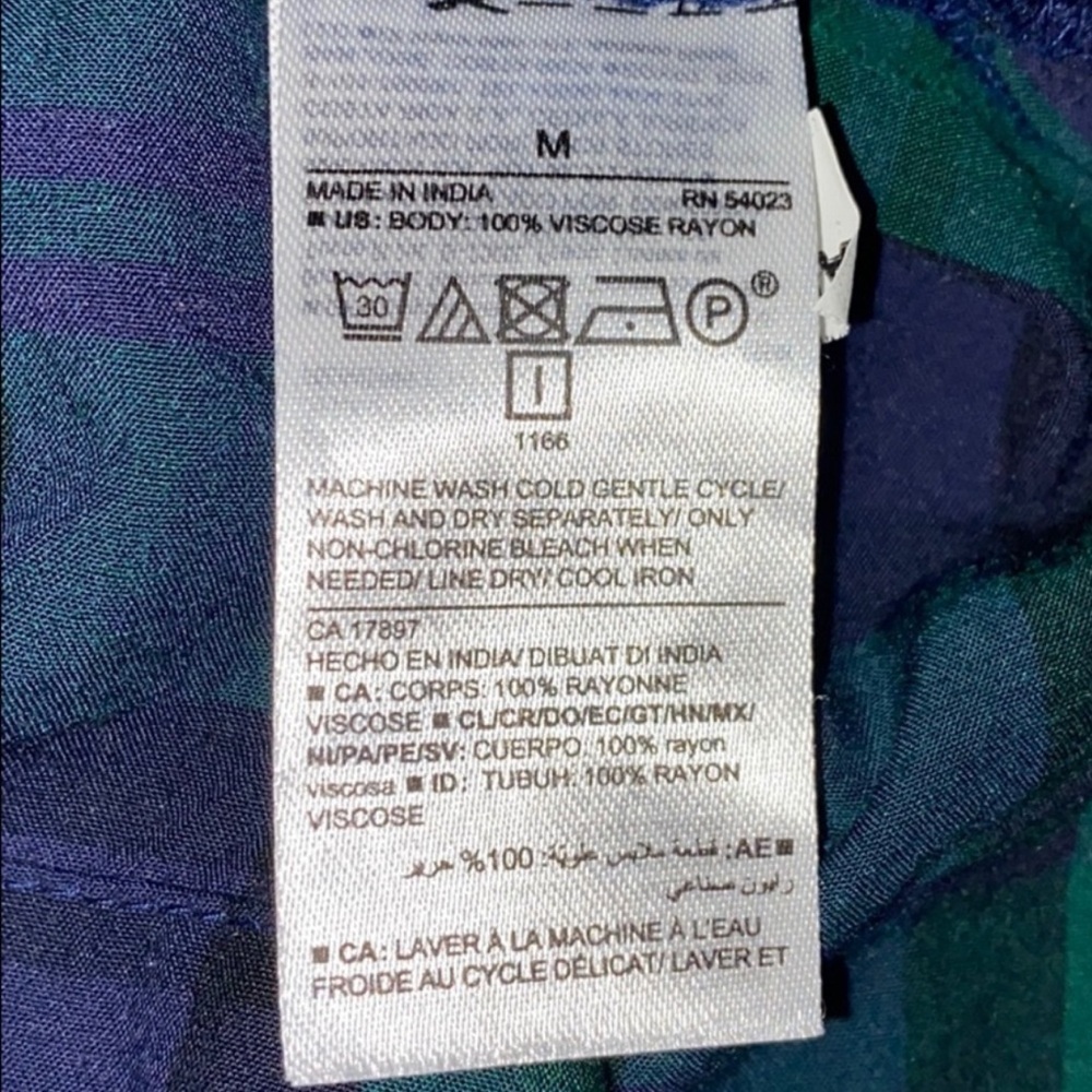 Old Navy Plaid Short-Sleeve Top - Medium - Picture 5 of 5